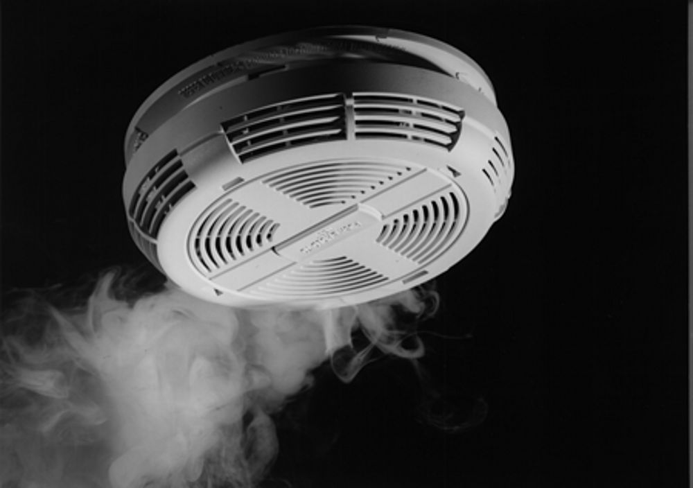  public_domain_smoke_detector_image